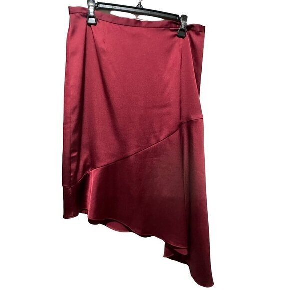 Olivia Palermo X Banana Republic Dresses & Skirts - Olivia Palermo X Banana Republic skirt Size 10  NWT